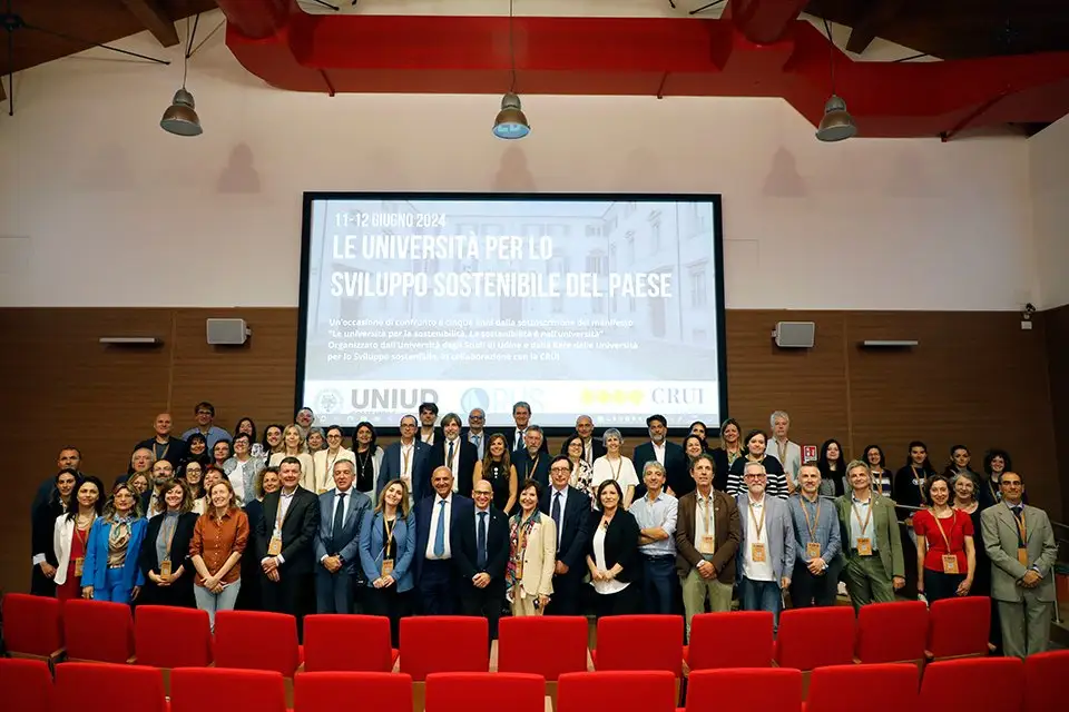 foto di gruppo assemblea RUS luglio 24